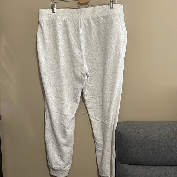 Victoria’s Secret sport sweatpants - Picture 5 of 6
